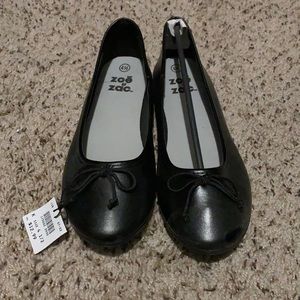⭐️ 3 for $22-- Zoe & Zac  Black Flat NWT